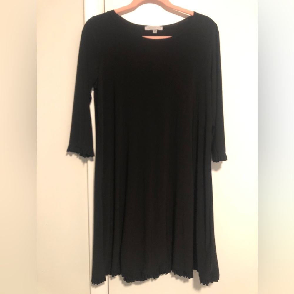 Annalee + Hope Black Ruffle Hem Sleeve Dress